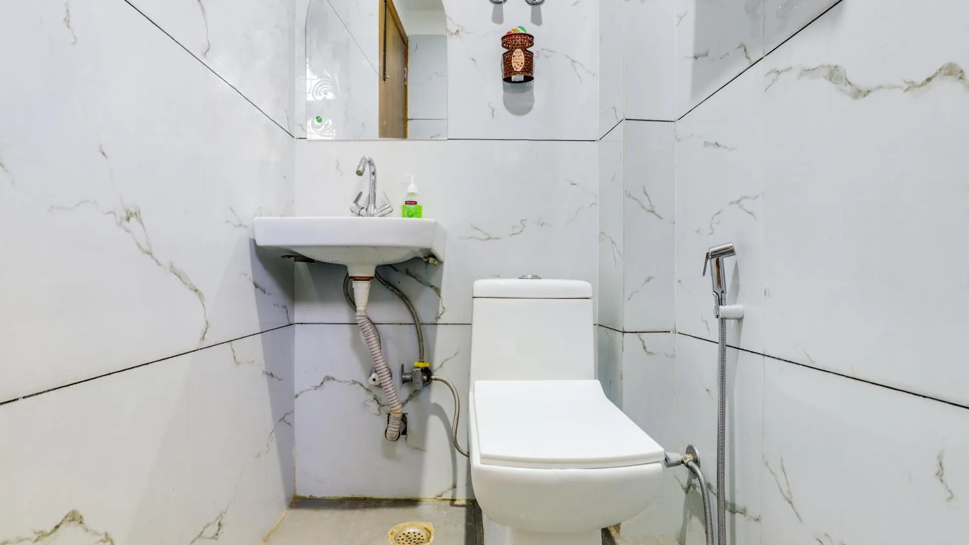 Peacefulhuts 2Bhk Nr Yashobhoomi Icc And Airport Apartment New Delhi India