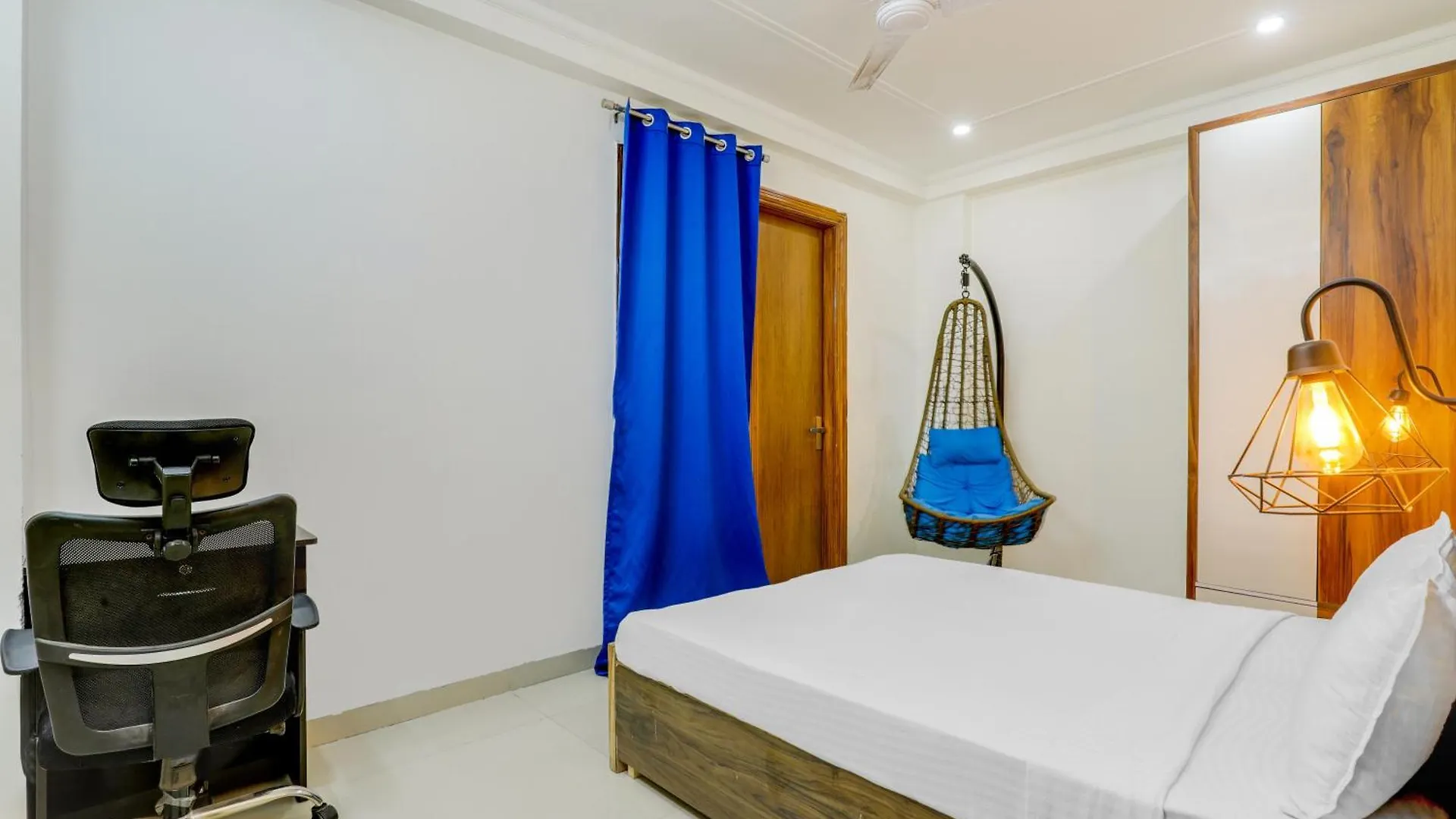 Peacefulhuts 2Bhk Nr Yashobhoomi Icc And Airport Apartment New Delhi 0*,