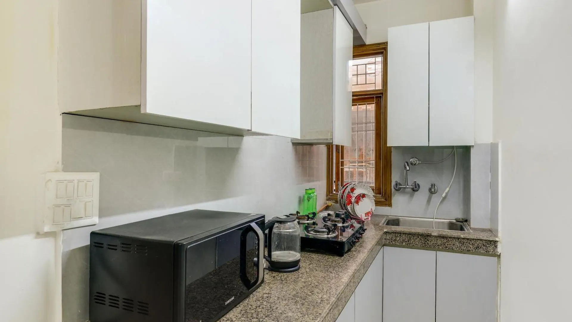 Peacefulhuts 2Bhk Nr Yashobhoomi Icc And Airport Apartment New Delhi 0*,  India
